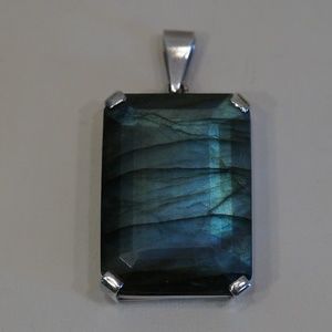 Sterling Silver .925 Handmade Labradorite Pendant
